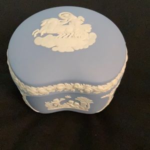 Wedgwood blue Jasperware box